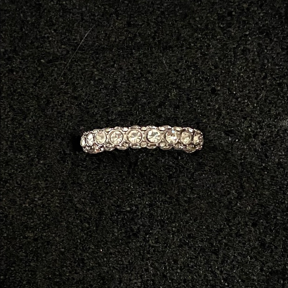 Silver ring with stones size 7
